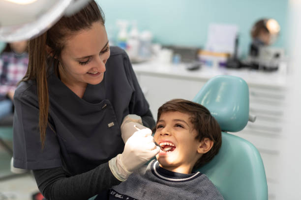 Best Emergency Broken Tooth Repair in Farmland, IN